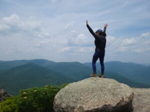 Read more about the article Conquering Fears: The Life-Changing Hike Up Old Rag Mountain