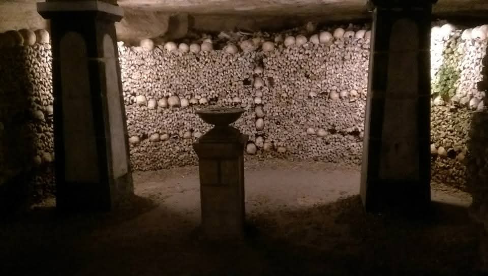 Read more about the article Paris Catacombs: The Empire of Death Beneath the City of Light