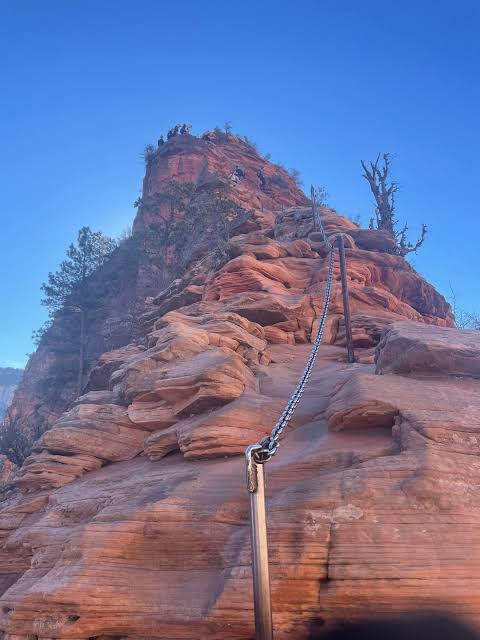 How some of the chained portion of Angels Landing looks.